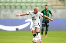 Fbio Santos durante a partida entre Corinthians e Amrica-MG, pelo Brasileiro