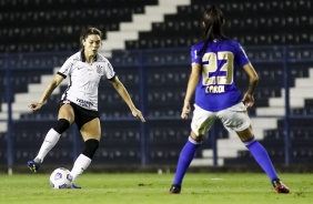 Gabi Zanotti durante duelo entre Corinthians e Cruzeiro, pelo Brasileiro Feminino