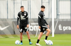 Cantillo e ngelo Araos durante treino do CT Dr. Joaquim Grava