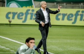 Sylvinho durante jogo contra o Palmeiras, pelo Campeonato Brasileiro 2021