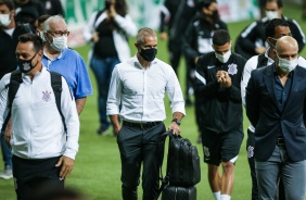 Sylvinho e comissão técnica antes do clássico entre Corinthians e Palmeiras, pelo Brasileirão