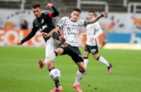 Gustavo Silva em ao no duelo entre Corinthians e Red Bull Bragantino, pelo Brasileiro