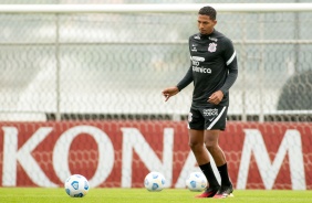 Emerson Santos durante treinamento do Corinthians em preparao para duelo contra o Sport