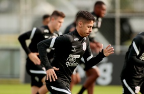 Gabriel Pereira durante treino do Corinthians no CT Dr. Joaquim Grava