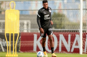 Jemerson durante treino do Corinthians no CT Dr. Joaquim Grava