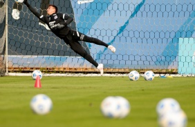 Matheus Donelli durante treino do Corinthians no CT Dr. Joaquim Grava