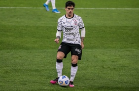Fagner durante partida entre Corinthians e Sport, na Neo Química Arena, pelo Campeonato Brasileiro