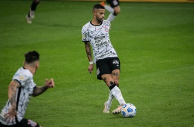 Vitinho durante partida entre Corinthians e Sport, na Neo Química Arena, pelo Campeonato Brasileiro