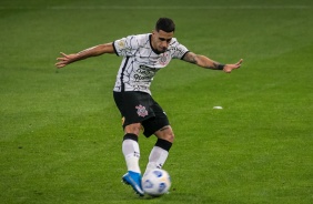 Volante Gabriel durante partida entre Corinthians e Sport, na Neo Química Arena, pelo Brasileirão