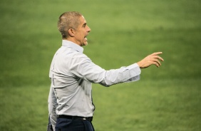 Sylvinho no jogo entre Corinthians e Sport, na Neo Qumica Arena, pelo Brasileiro