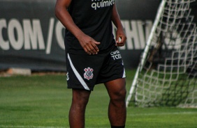 Jemerson no treino preparatrio para jogo entre Corinthians e Fluminense