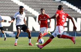 Keven Vinícius no empate entre Corinthians e Internacional, pelo Campeonato Brasileiro Sub-20
