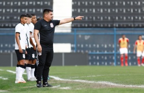 Tarcísio Pugliese comandou o empate entre Corinthians e Internacional, pelo Sub-20