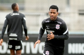 Gil no ltimo treinamento do Corinthians antes do Majestoso contra o So Paulo