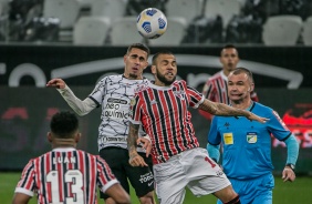 Gabriel durante partida entre Corinthians e São Paulo, na Neo Química Arena