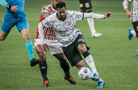 J durante partida entre Corinthians e So Paulo, na Neo Qumica Arena