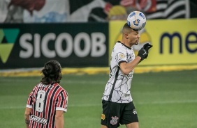 João Victor durante partida entre Corinthians e São Paulo, na Neo Química Arena