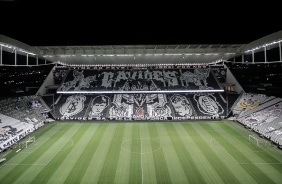 Mosaico na Neo Química Arena para o duelo entre Corinthians e São Paulo
