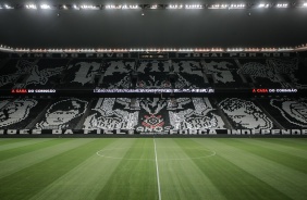 Mosaico na Neo Qumica Arena para o duelo entre Corinthians e So Paulo