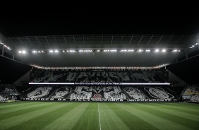 Mosaico na Neo Química Arena para o duelo entre Corinthians e São Paulo