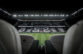 Mosaico na Neo Química Arena para o duelo entre Corinthians e São Paulo