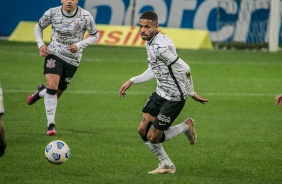 Vitinho durante partida entre Corinthians e São Paulo, na Neo Química Arena
