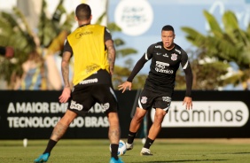 Luis Mandaca no treino do Corinthians que se prepara para o prximo jogo no Brasileiro