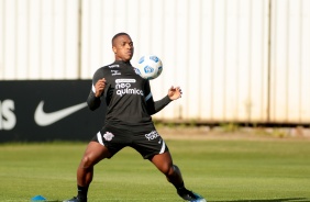 Xavier no treino do Corinthians que se prepara para o prximo jogo no Brasileiro