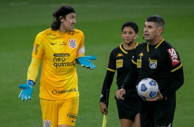 Cássio durante partida entre Corinthians e Internacional, pelo Brasileirão
