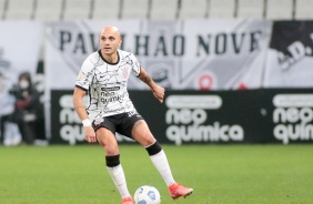 Fbio Santos durante a partida entre Corinthians e Internacional, vlida pelo Brasileiro