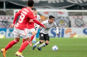 Roni durante a partida entre Corinthians e Internacional, na Neo Qumica Arena