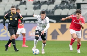 Vital durante a partida entre Corinthians e Internacional, na Neo Qumica Arena