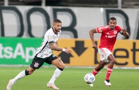 Vitinho durante o jogo entre Corinthians e Internacional, na Neo Qumica Arena