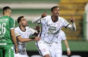 J marcou o gol da vitria do Corinthians sobre a Chapecoense