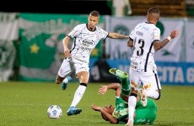 Joo Victor durante jogo entre Corinthians e Chapecoense, na Arena Cond, pelo Brasileiro