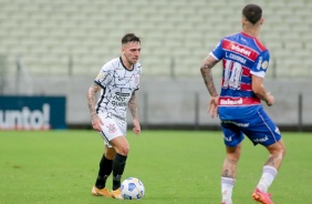 Gustavo Silva durante jogo entre Corinthians e Fortaleza, no Castelo, pelo Campeonato Brasileiro