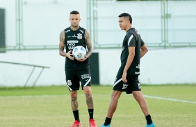 Luan e Cantillo durante treino do Corinthians no estdio Vovozo, em Fortaleza