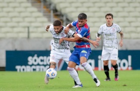 Vitinho durante jogo entre Corinthians e Fortaleza, no Castelo, pelo Campeonato Brasileiro