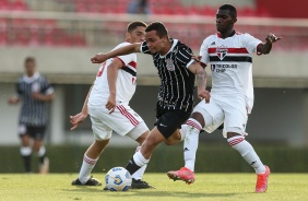 Riquelme durante jogo entre So Paulo e Corinthians, pelo Campeonato Brasileiro Sub-20