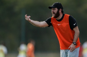 Tarcsio Pugliesi durante jogo entre So Paulo e Corinthians, pelo Campeonato Brasileiro Sub-20