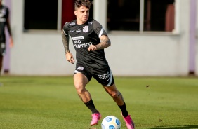 Fagner durante penltimo treino do Corinthians antes do jogo contra o Atltico-MG