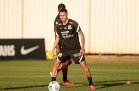 Gabriel Pereira durante treinamento no CT Dr. Joaquim Grava