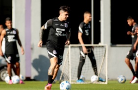 lateral Fagner durante penltimo treino do Corinthians antes do jogo contra o Atltico-MG