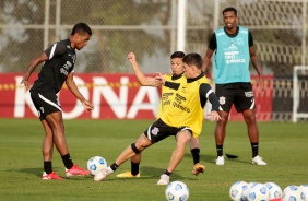 Lo Natel, Adson e Mateus Vital durante treinamento no CT Dr. Joaquim Grava