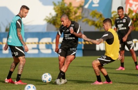 Luan, Du Queiroz e Gabriel Pereira durante treinamento no CT Dr. Joaquim Grava