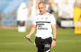 Tcnico Sylvinho durante penltimo treino do Corinthians antes do jogo contra o Atltico-MG