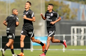 Belezi e Varanda durante ltimo treino antes do jogo entre Corinthians e Atltico-MG
