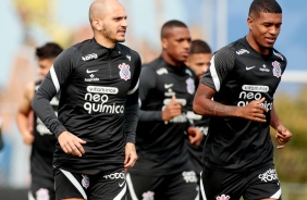 Fbio Santos e Lo Natel durante ltimo treino antes do jogo entre Corinthians e Atltico-MG