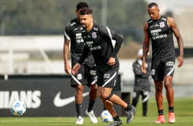 Lo Santos durante ltimo treino antes do jogo entre Corinthians e Atltico-MG