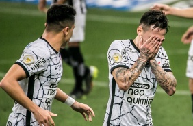 Gustavo Mosquito comemora seu gol no jogo entre Corinthians e Atltico, na Neo Qumica Arena